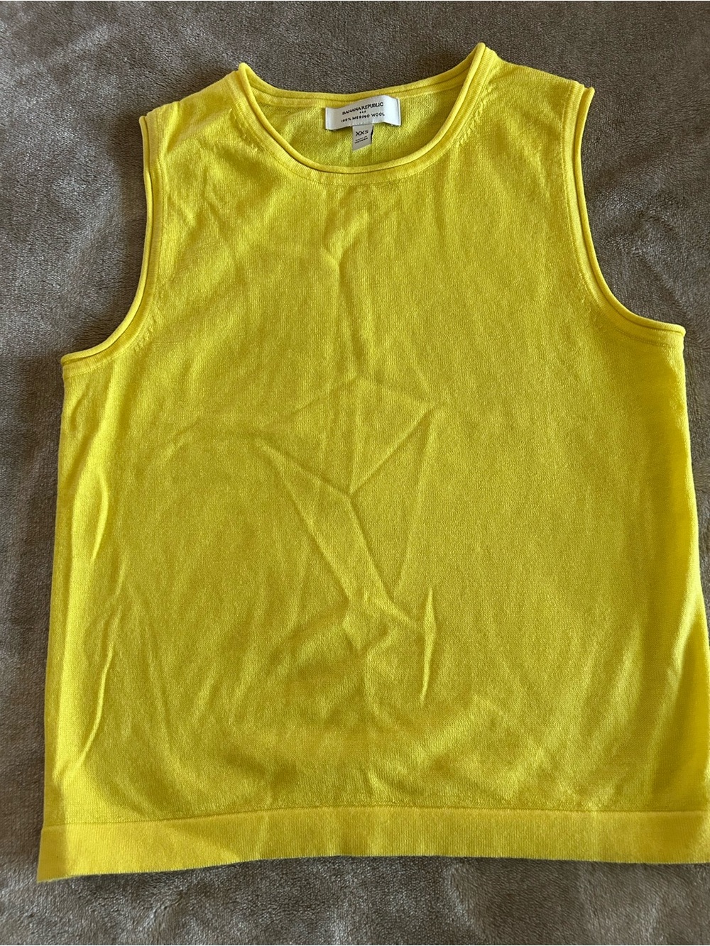 Banana Republic Bright Yellow Sleeveless Tank 100% Merino size XXS